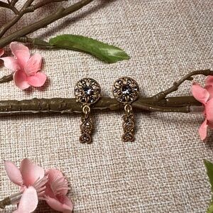 VINTAGE Dainty Gold Drop Stud Earrings with Small Blue Diamonds and Crystals